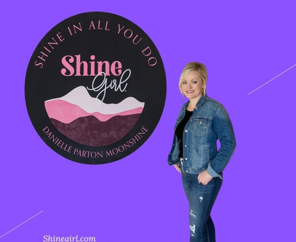 Shine Girl Distillery Lavendel Moonshine 750 ml 25 % Alc